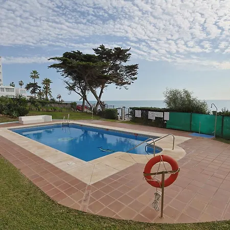 Beachfront With Terrace And Pool Apartment *