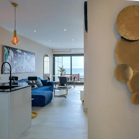 Apartment Beachfront With Terrace And Pool Malaga