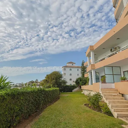 Beachfront With Terrace And Pool *